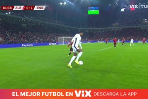 梅开二度！拉什福德过顶传球精准制导，凯恩头球破门