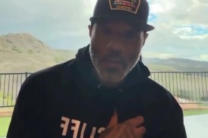 搁这报菜名？肯扬·马丁直播列举50个比追梦更强的大前锋！