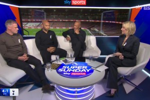 可能只有AI才能表达出瓜迪奥拉对裁判的心情吧，这也太搞了！