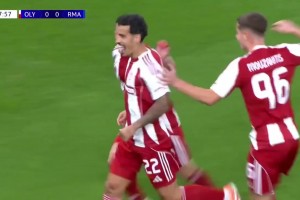 皇马客场丢球！奥林匹亚科斯中场断球！奇奎尼奥抽射得手！